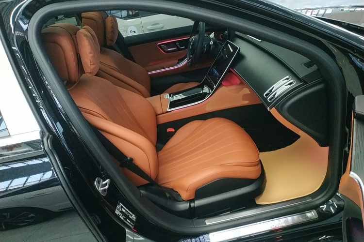 奔驰S级 2024款 改款 S 400 L 商务型局部细节41
