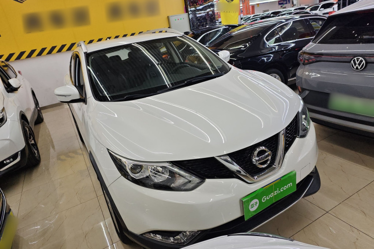 日产 逍客 2017款 2.0L CVT精英版 国V车身外观6002