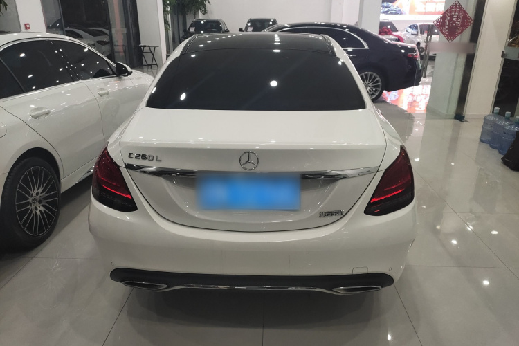 奔驰C级 2020款 C 260 L 运动版车身外观6