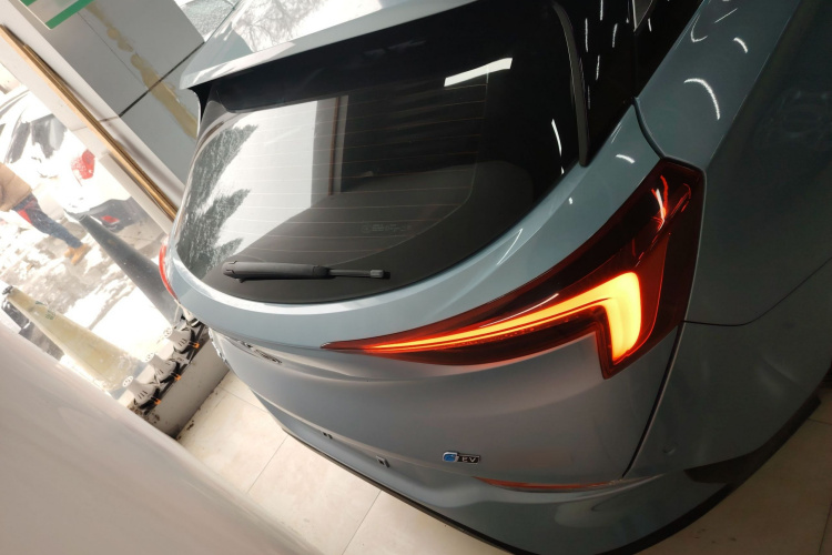 别克 微蓝6 2019款 互联智享型车身外观6004