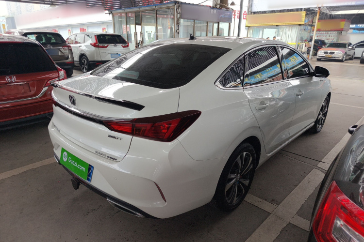 长安 逸动 2020款 PLUS 蓝鲸NE 1.4T GDI DCT旗舰型车身外观7