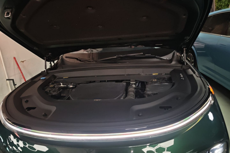 理想汽车 理想L9 2022款 Max局部细节24