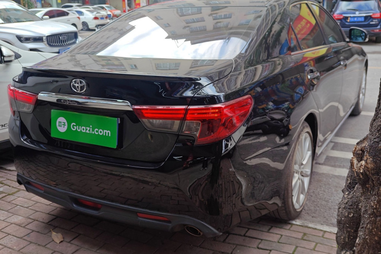 丰田 锐志 2013款 2.5V 尊锐版车身外观7