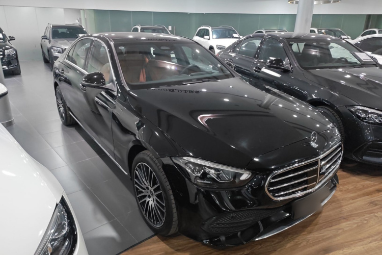 奔驰C级 2024款 改款 C 260 L车身外观6002