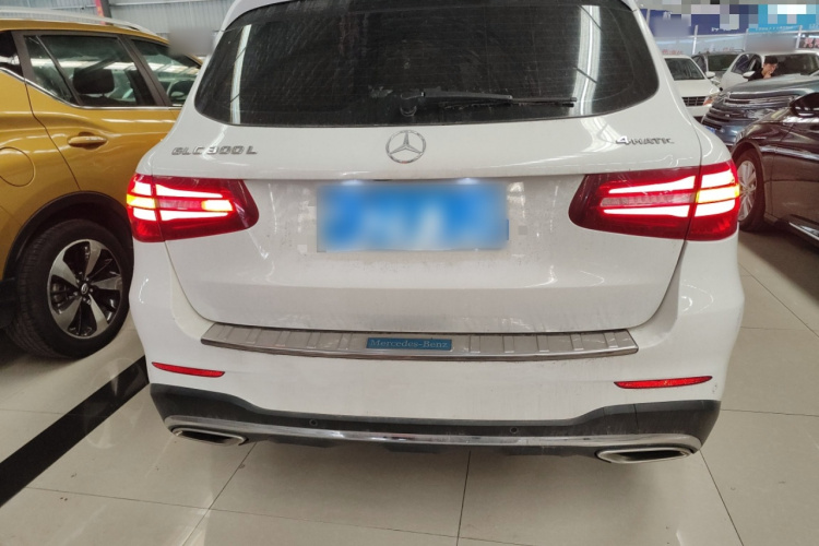 奔驰GLC 2019款 GLC 300 L 4MATIC 动感型车身外观6