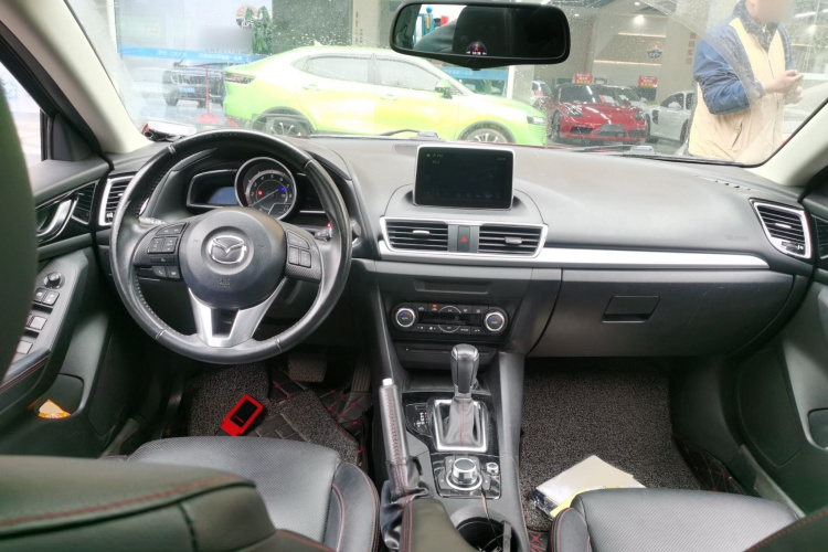 马自达3 昂克赛拉 2016款 三厢 2.0L 自动旗舰型中控内饰7002