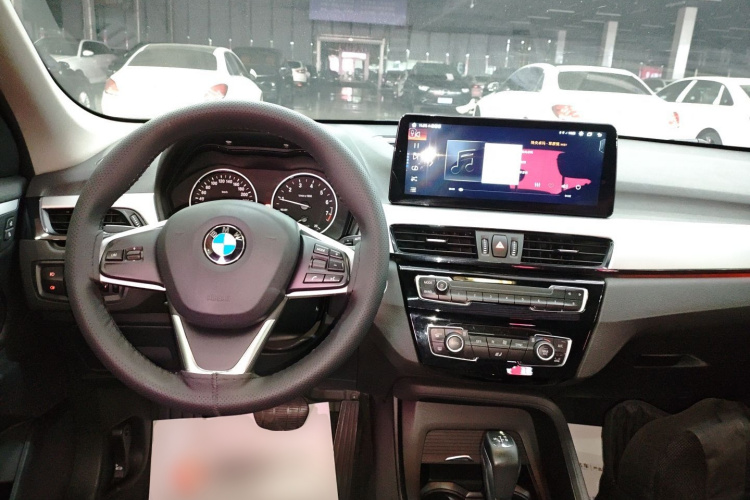 宝马X1 2018款 sDrive18Li 时尚型中控内饰7002