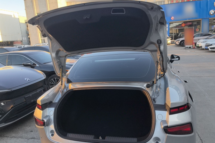 小鹏P7 2023款 586E局部细节23