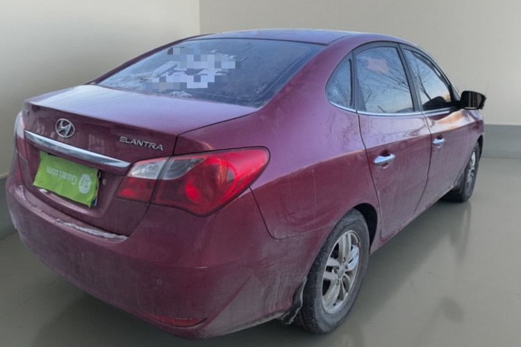 现代 悦动 2011款 1.6L 自动豪华型车身外观7