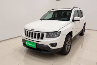 Jeep 指南者(进口) 2014款 改款 2.4L 四驱舒适版