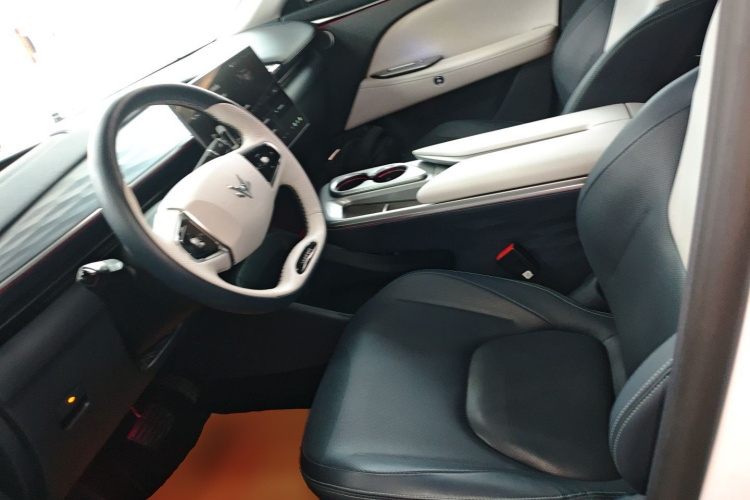 ARCFOX极狐 极狐 阿尔法T5(ARCFOX αT5) 2024款 660 MAX局部细节19