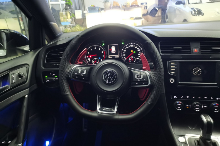 大众 高尔夫GTI 2016款 2.0TSI GTI中控内饰13