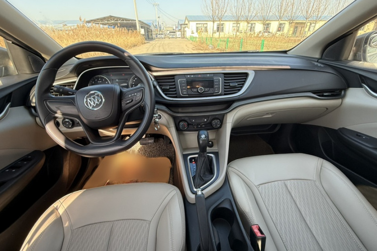 别克 英朗 2016款 15N 自动精英型中控内饰7006