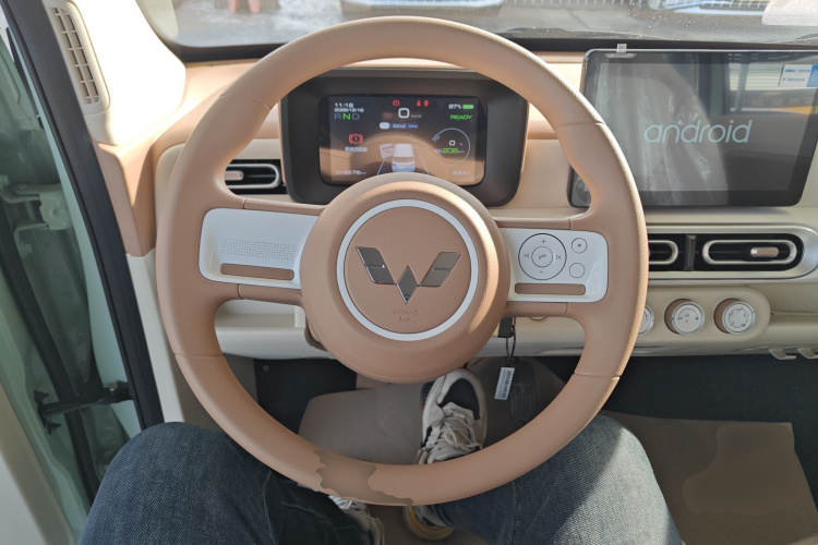 五菱汽车 宏光MINIEV 2024款 第三代 215km 青春版局部细节13