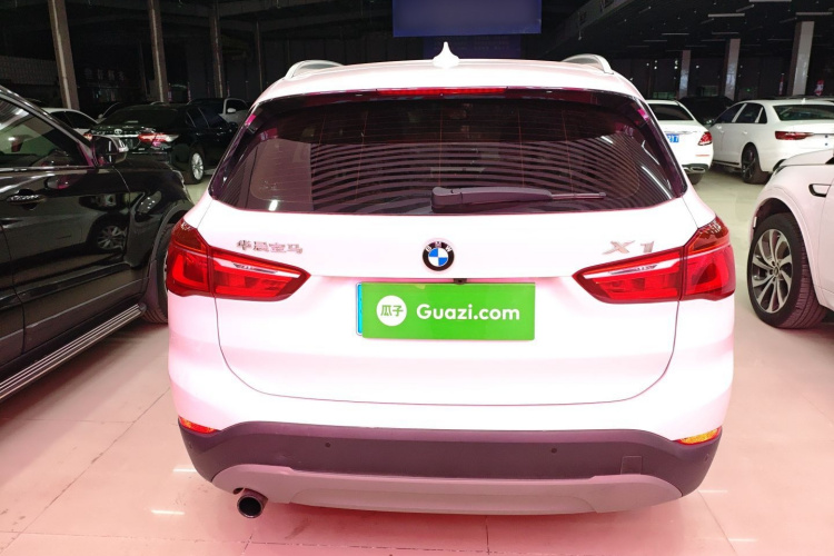 宝马X1 2018款 sDrive18Li 时尚型车身外观6004