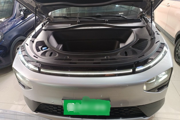 小鹏G9 2024款 702 Max机舱底盘24