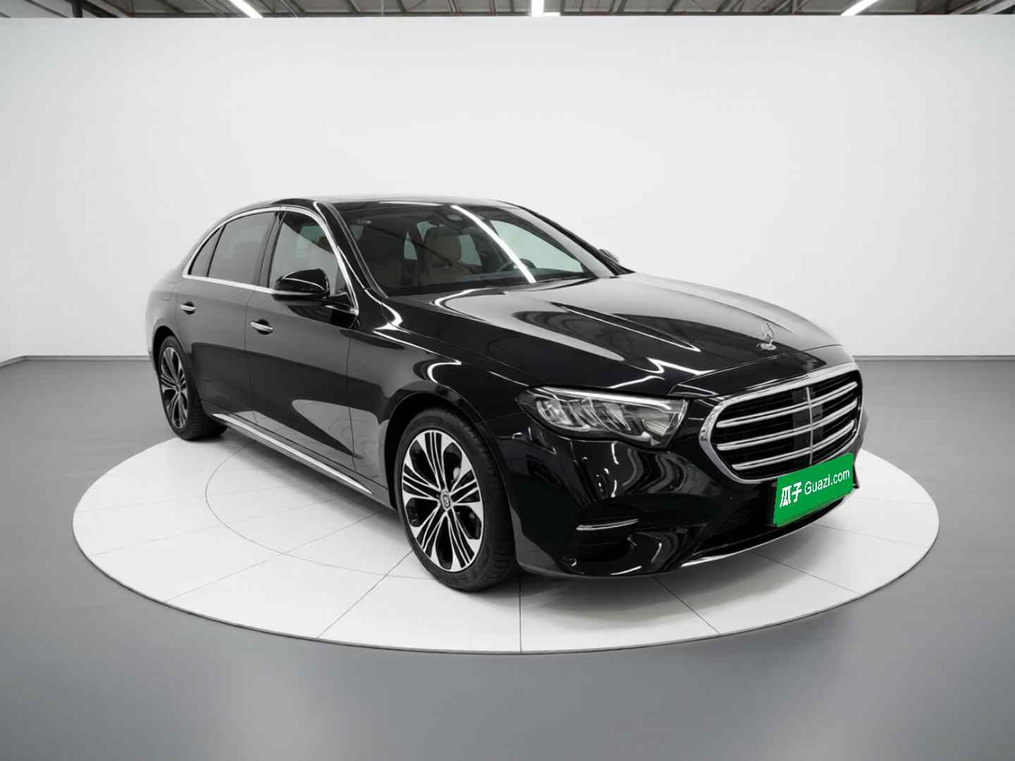 奔驰E级新能源 2024款 E 350 e L 插电式混合动力轿车(5)