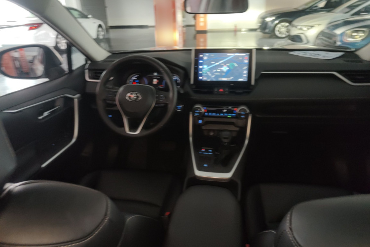 丰田 RAV4荣放双擎E+ 2022款 2.5L 两驱精英Pro中控内饰7002
