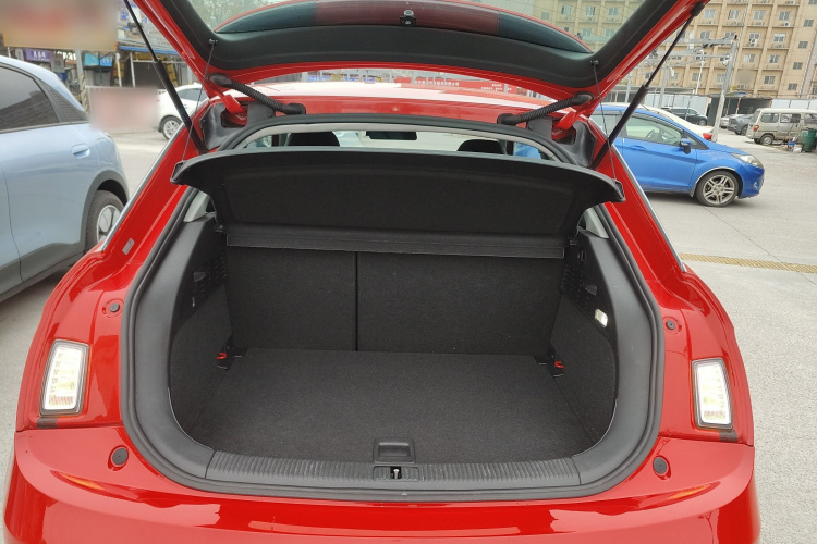 奥迪A1 2014款 30 TFSI 舒适型机舱底盘23