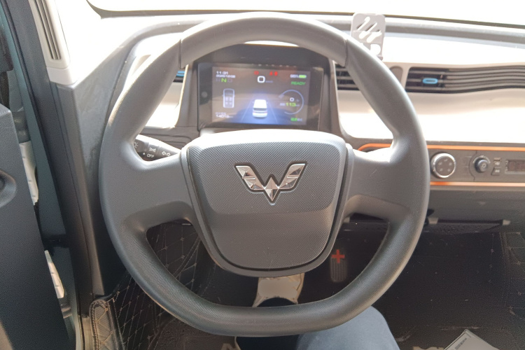 五菱汽车 宏光MINIEV 2020款 自在款 磷酸铁锂中控内饰13