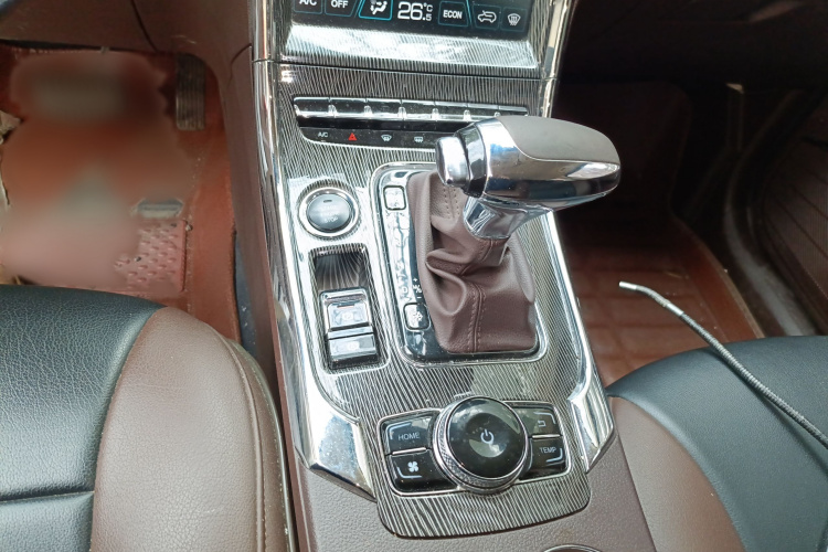 猎豹汽车 猎豹CS9 2018款 1.5T CVT劲锐型局部细节18