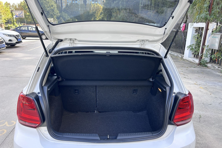 大众 Polo 2016款 1.6L 自动舒适型局部细节23