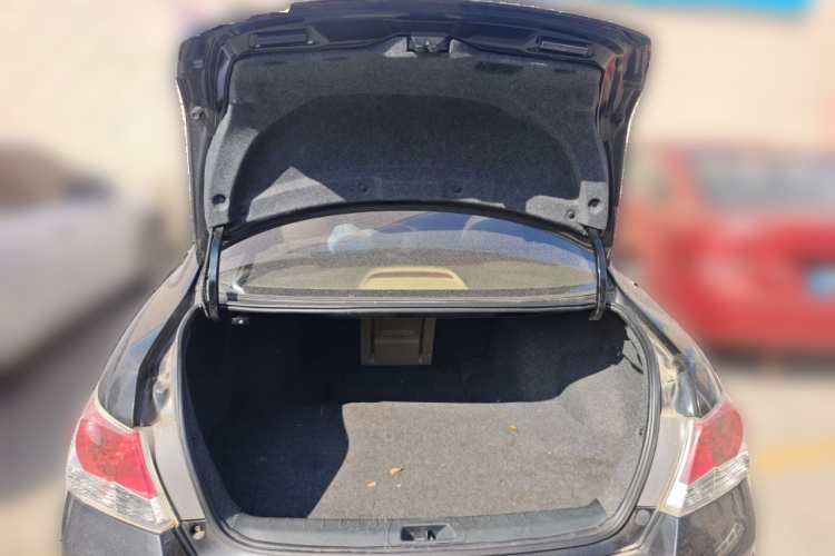 本田 雅阁 2012款 2.0L SE局部细节23