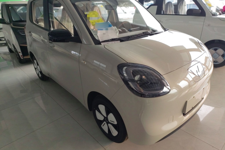 五菱汽车 宏光MINIEV 2025款 四门版 进阶款车身外观3