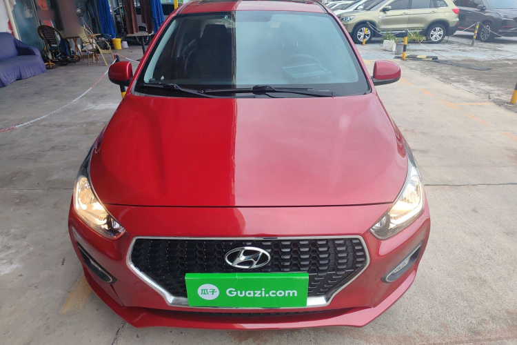 现代 瑞纳 2017款 1.4L 自动跃享版 国V车身外观2