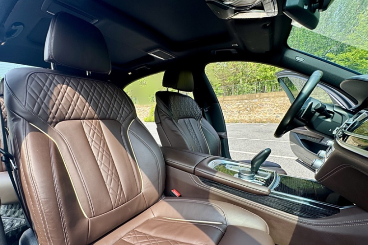 宝马7系 2021款 730Li M运动套装中控内饰7008