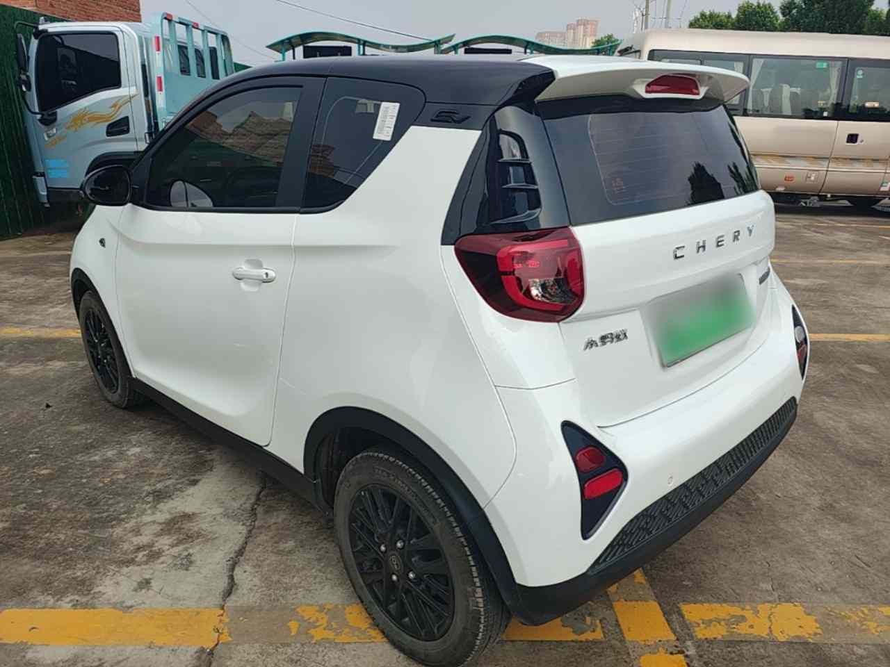 奇瑞QQ 小蚂蚁 2024款 青春版 321km 钟爱版 29.23kWh(3)
