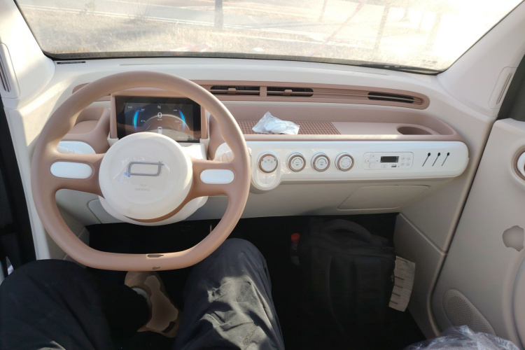 奔腾小马 2026款 222km 萌趣马 Plus中控内饰12