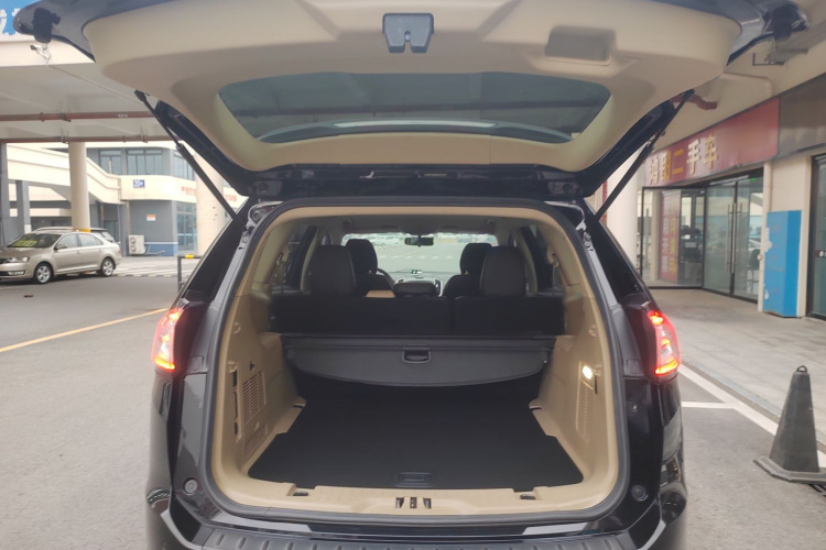 福特 锐界 2016款 EcoBoost 245 两驱精锐型 5座机舱底盘23