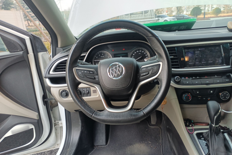 别克 英朗 2021款 典范 1.5L 自动精英型中控内饰13