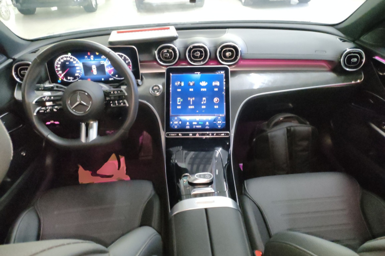 奔驰C级 2023款 改款 C 200 L 运动版中控内饰12