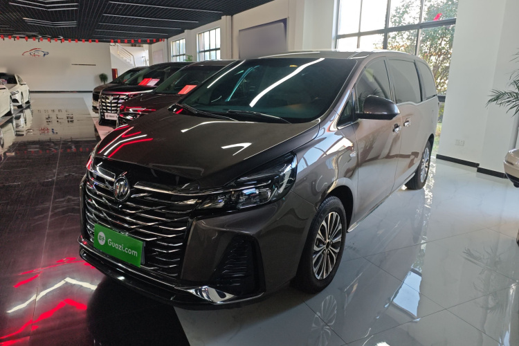 别克GL8 2023款 改款 陆上公务舱 豪华型车身外观1