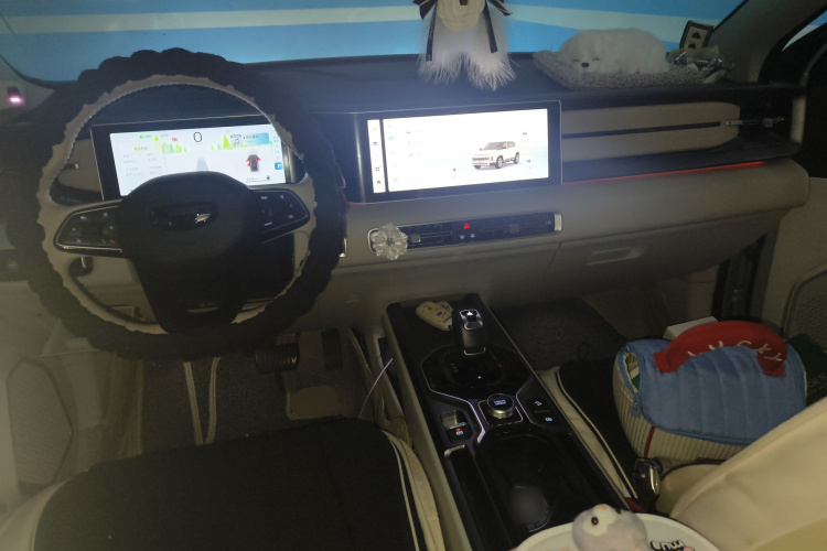 吉利汽车 吉利icon 2023款 1.5TD 巧克力醇臻版中控内饰12