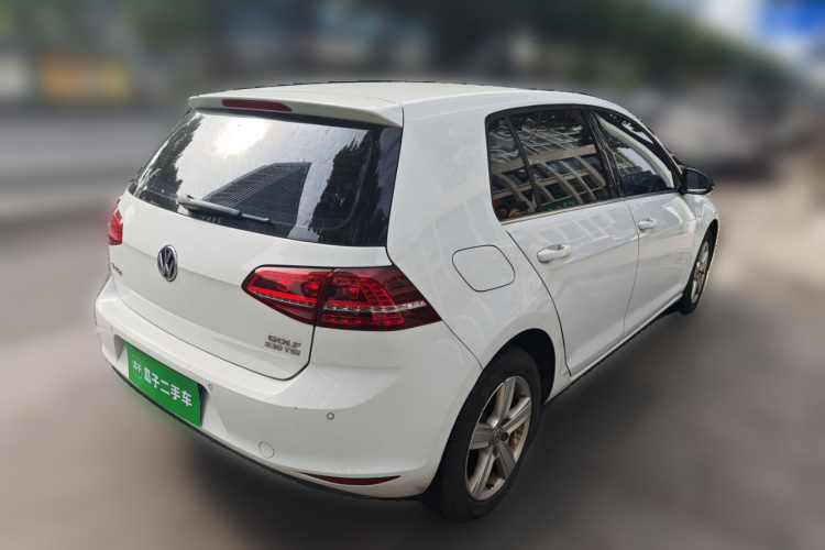 大众 高尔夫 2017款 230TSI 自动舒适百万辆纪念版车身外观7