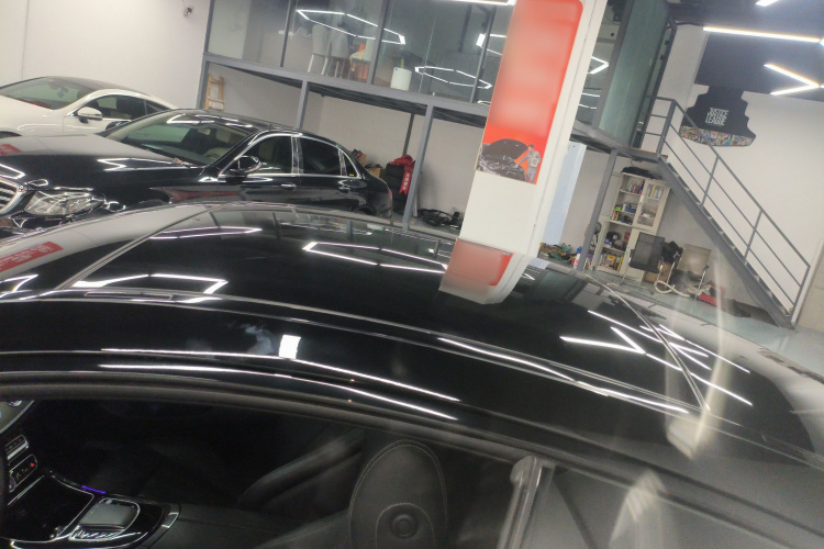 奔驰E级(进口) 2019款 E 200 轿跑车局部细节57