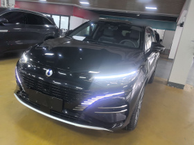 腾势N8 2023款 四驱超混旗舰七座版