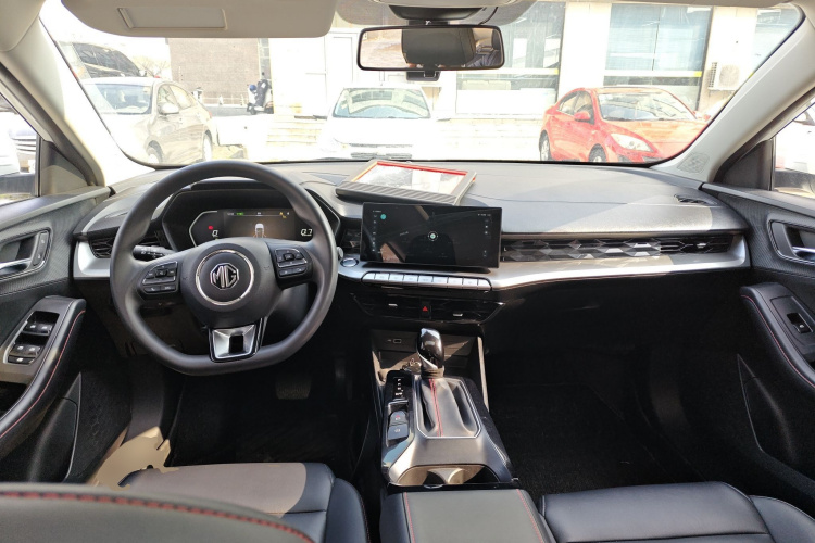 名爵 MG5 2021款 改款 180DVVT CVT青春豪华版中控内饰12