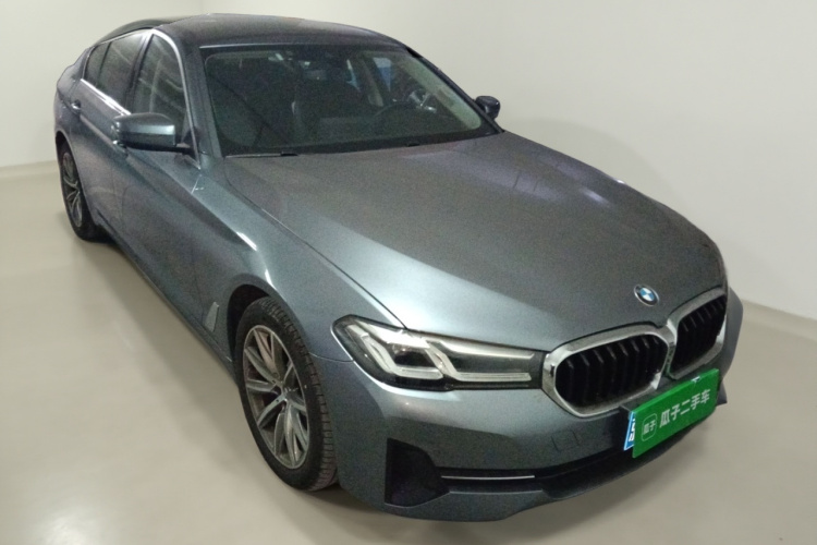 宝马5系(进口) 2022款 530i 风尚版 M运动套装车身外观3