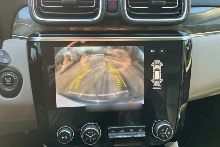 领克02 2018款 1.5T DCT两驱耀Pro版 国V中控内饰7003