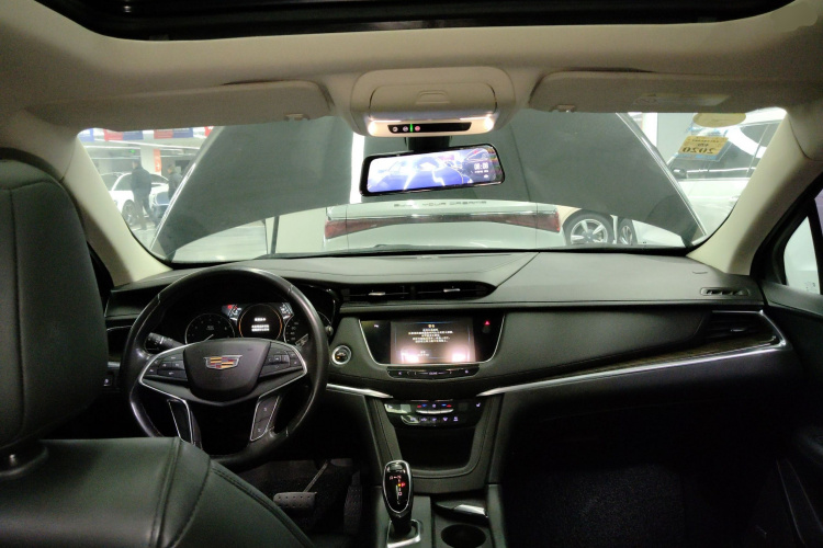 凯迪拉克XT5 2018款 25T 豪华型中控内饰12