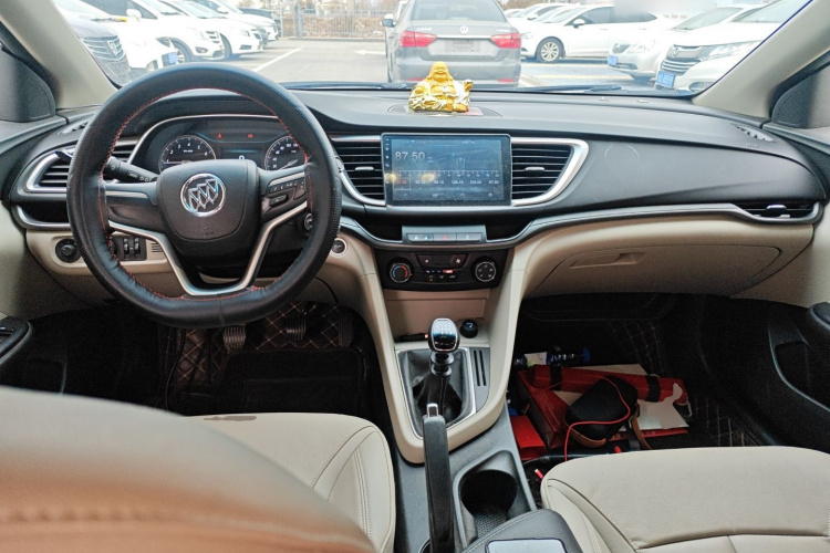 别克 英朗 2018款 15T 手动精英型 国V中控内饰7002