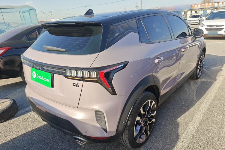 领克06 2023款 Remix 1.5T Shero车身外观7