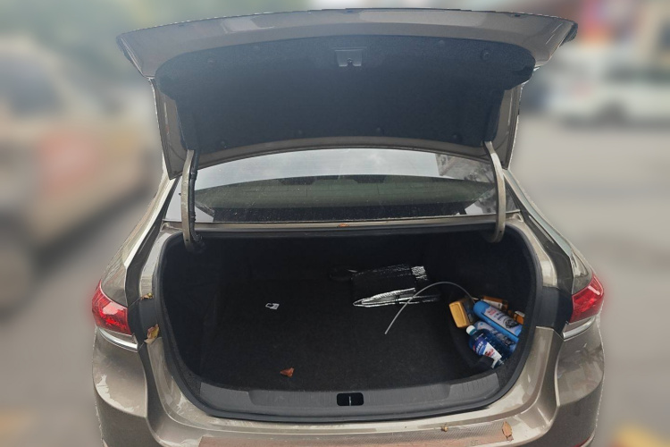 别克 英朗 2019款 15T 双离合进取型 国VI局部细节23