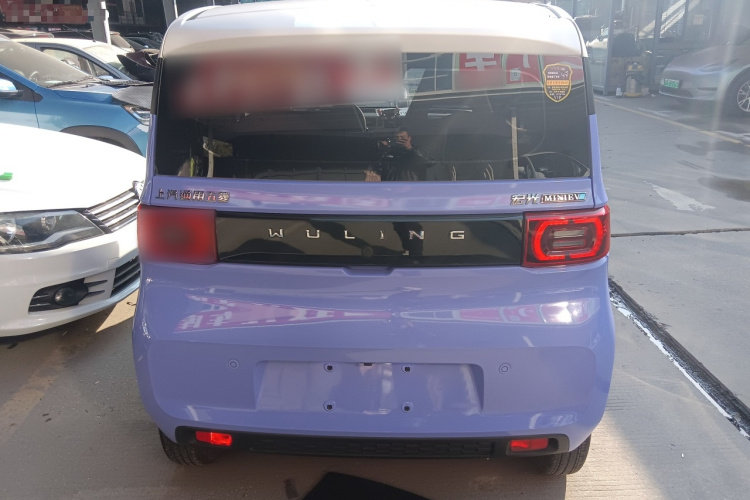 五菱汽车 宏光MINIEV 2022款 马卡龙臻享款 磷酸铁锂车身外观6004