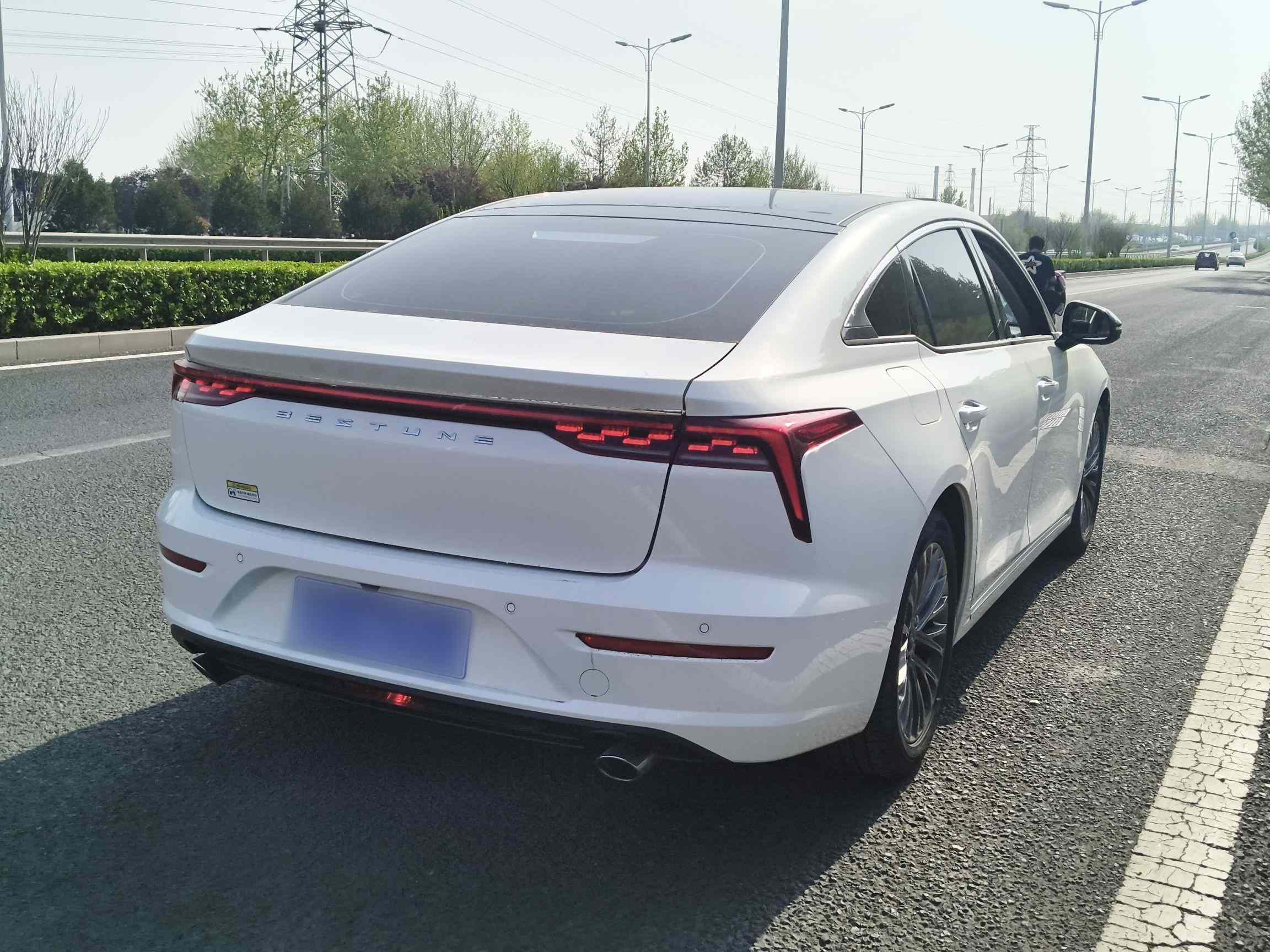 奔腾B70 2022款 第三代 1.5T 自动悦享型(5)