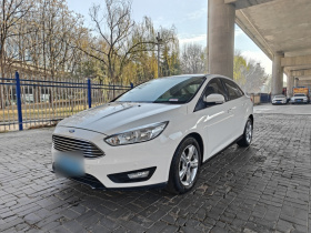 福特 福克斯 2015款 三厢 1.6L 自动舒适型